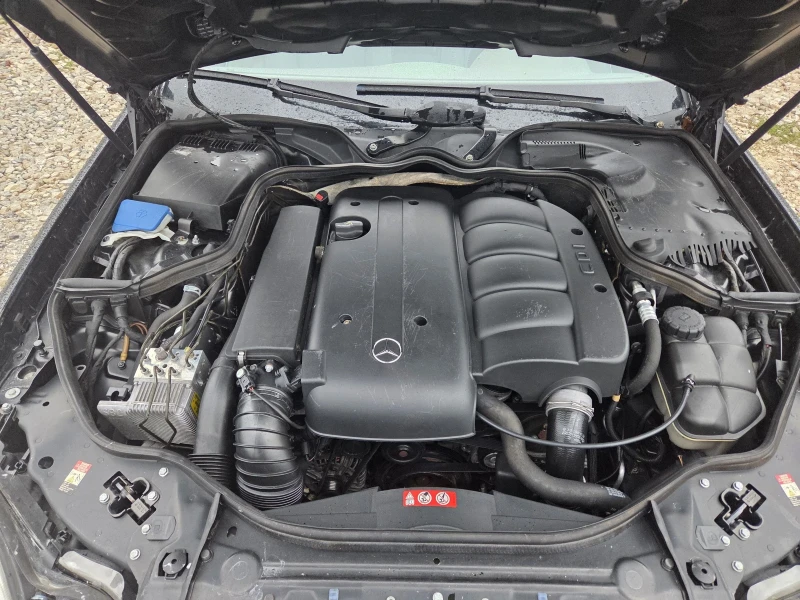 Mercedes-Benz E 220 Avantgarde* automat* , снимка 15 - Автомобили и джипове - 51963397