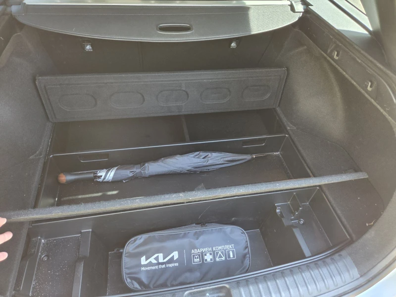 Kia Ceed, снимка 14 - Автомобили и джипове - 52116251