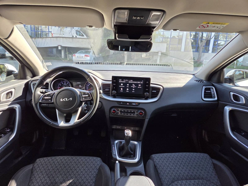 Kia Ceed, снимка 11 - Автомобили и джипове - 52116251