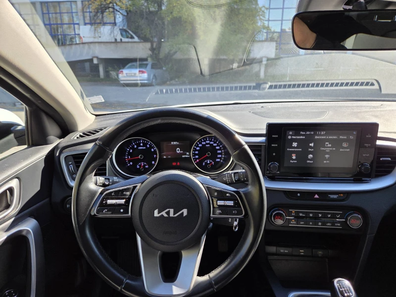Kia Ceed, снимка 10 - Автомобили и джипове - 52116251
