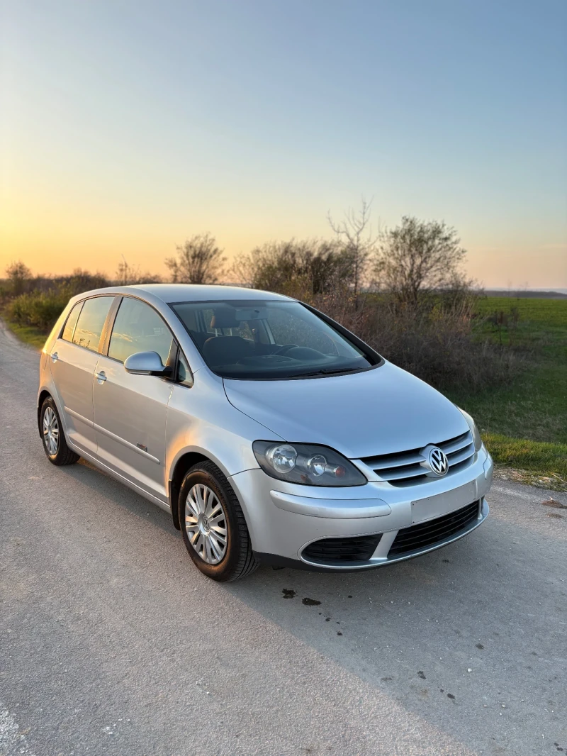 VW Golf Plus 1.9TDI 105КС Spring Edition, снимка 3 - Автомобили и джипове - 52514686
