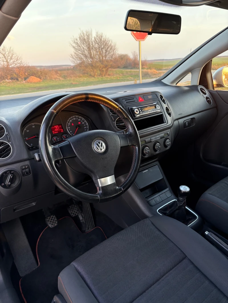 VW Golf Plus 1.9TDI 105КС Spring Edition, снимка 9 - Автомобили и джипове - 52514686