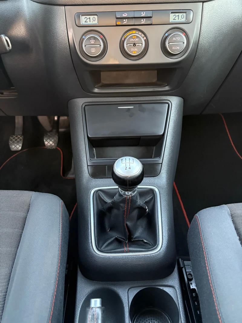 VW Golf Plus 1.9TDI 105КС Spring Edition, снимка 14 - Автомобили и джипове - 52514686