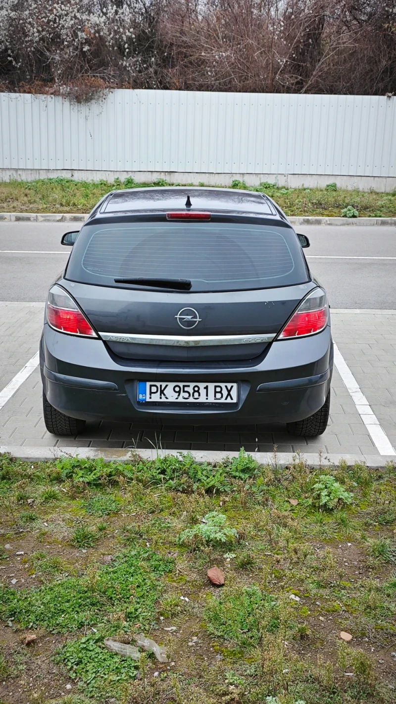 Opel Astra 1.7 , снимка 4 - Автомобили и джипове - 52704691