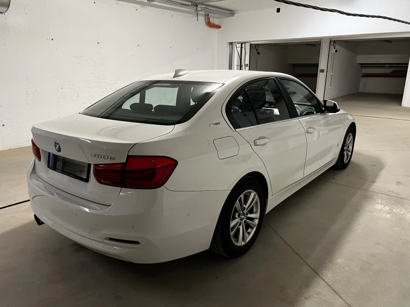 BMW 330, снимка 3 - Автомобили и джипове - 52846292