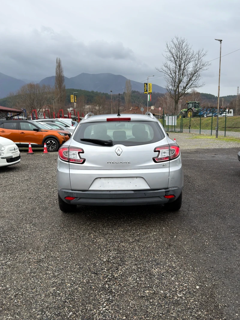 Renault Megane 1.5 dCI Зимни гуми, снимка 5 - Автомобили и джипове - 53021917