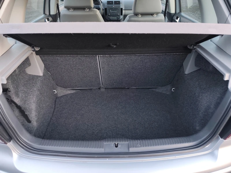 VW Polo 1.4i Автоматик 116000км., снимка 14 - Автомобили и джипове - 53113472