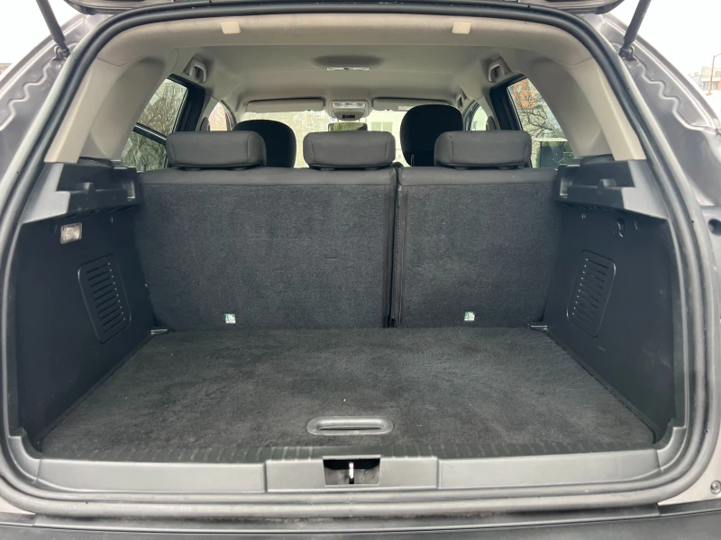 Renault Captur 1.2TCe Keyless Go Navi Kamera, снимка 17 - Автомобили и джипове - 53357839