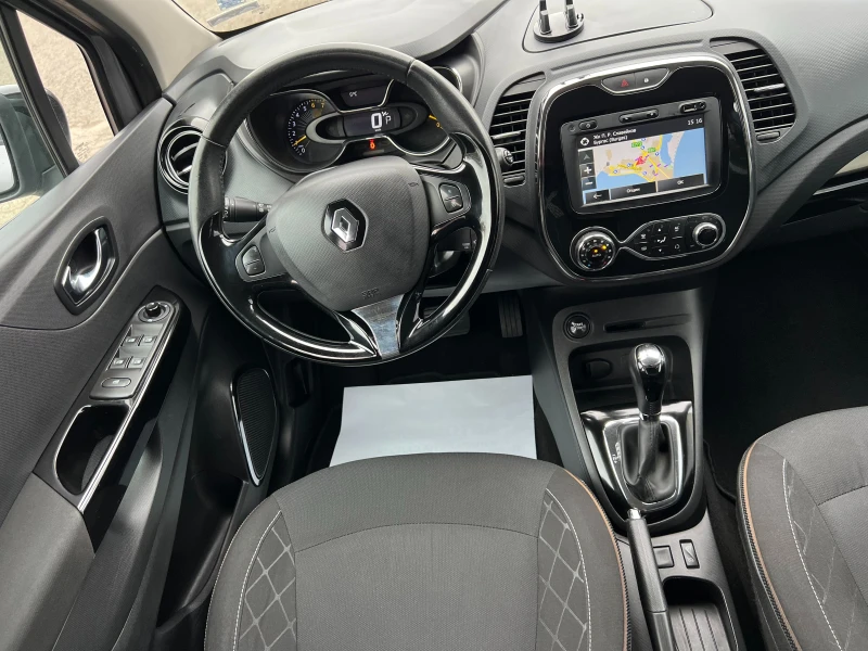 Renault Captur 1.2TCe Keyless Go Navi Kamera, снимка 14 - Автомобили и джипове - 53357839