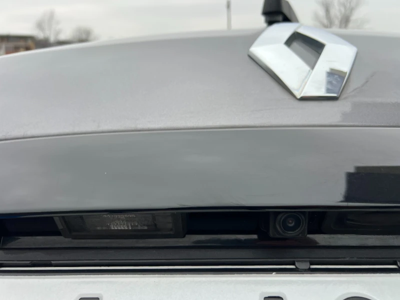 Renault Captur 1.2TCe Keyless Go Navi Kamera, снимка 10 - Автомобили и джипове - 53357839