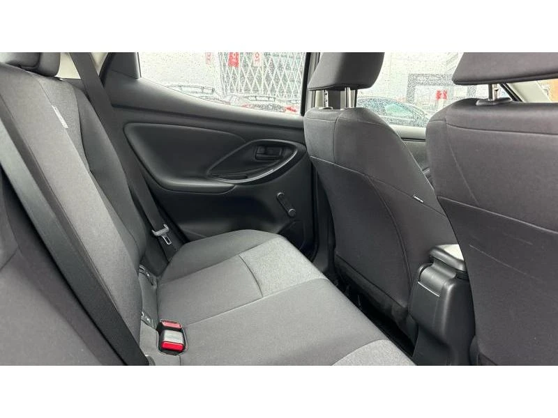 Toyota Yaris 1.5 HSD LIGHT - изображение 7