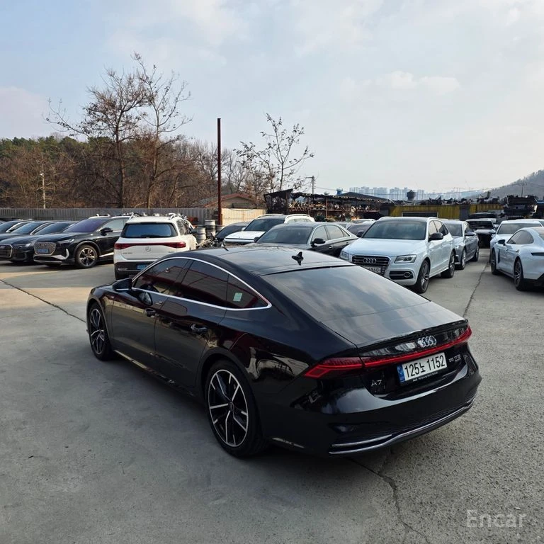 Audi A7 55 TFSI Quattro Premium* DISTRONIC* 360* ХЕДЪП* , снимка 6 - Автомобили и джипове - 55072543