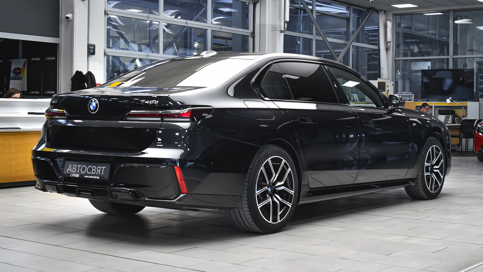 BMW 740 d xDrive M Sport Mild Hybrid Sportautomatic - изображение 6