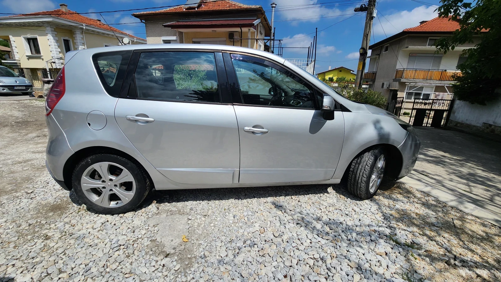Renault Scenic  - изображение 4