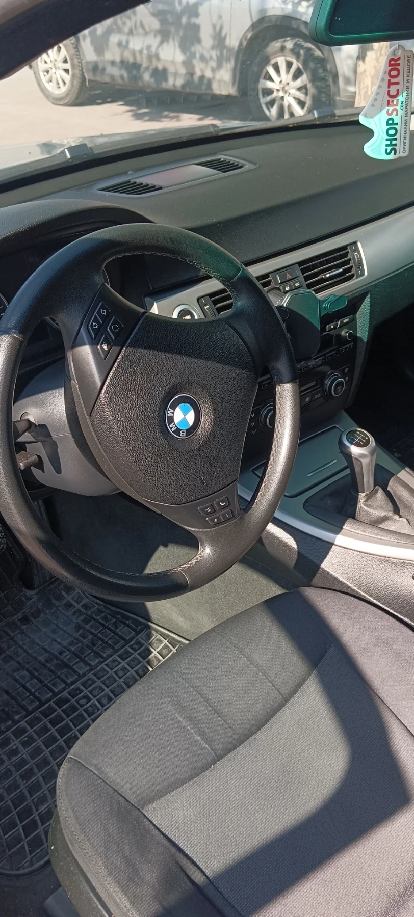 BMW 320 2.0 - изображение 2