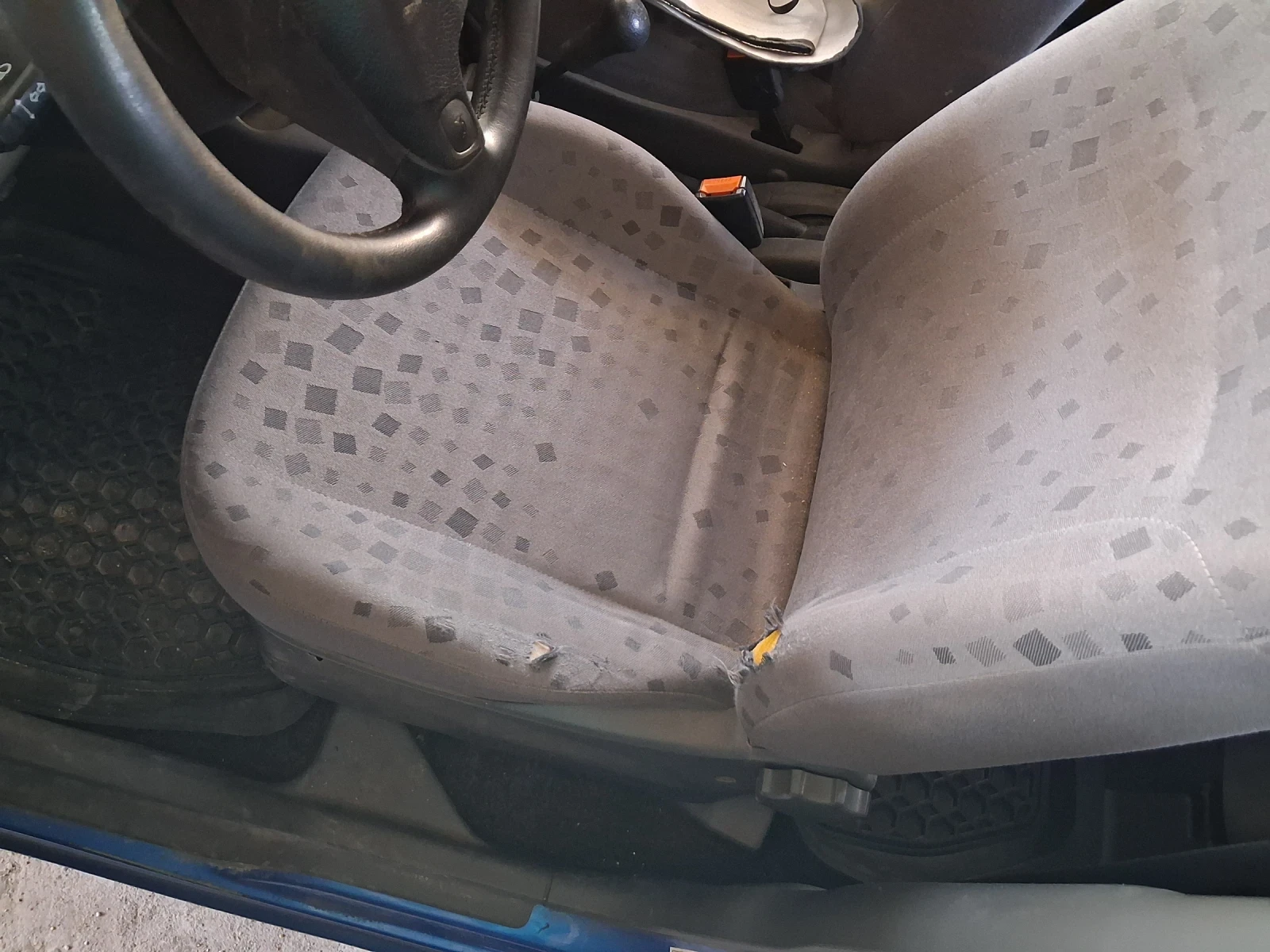 Opel Agila  - изображение 6