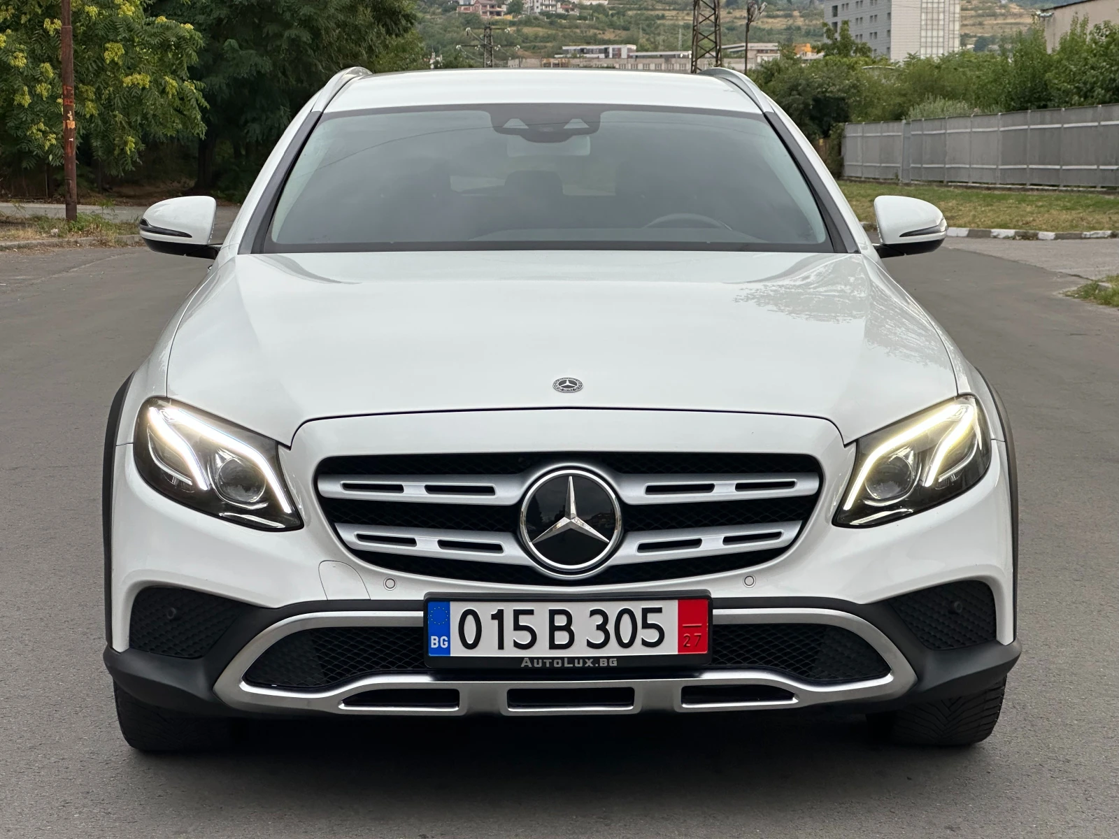Mercedes-Benz E 220 d 4MATIC ALL-TERRAIN PREMIUM PLUS* !! СЕРВ. ИСТОРИ - изображение 2