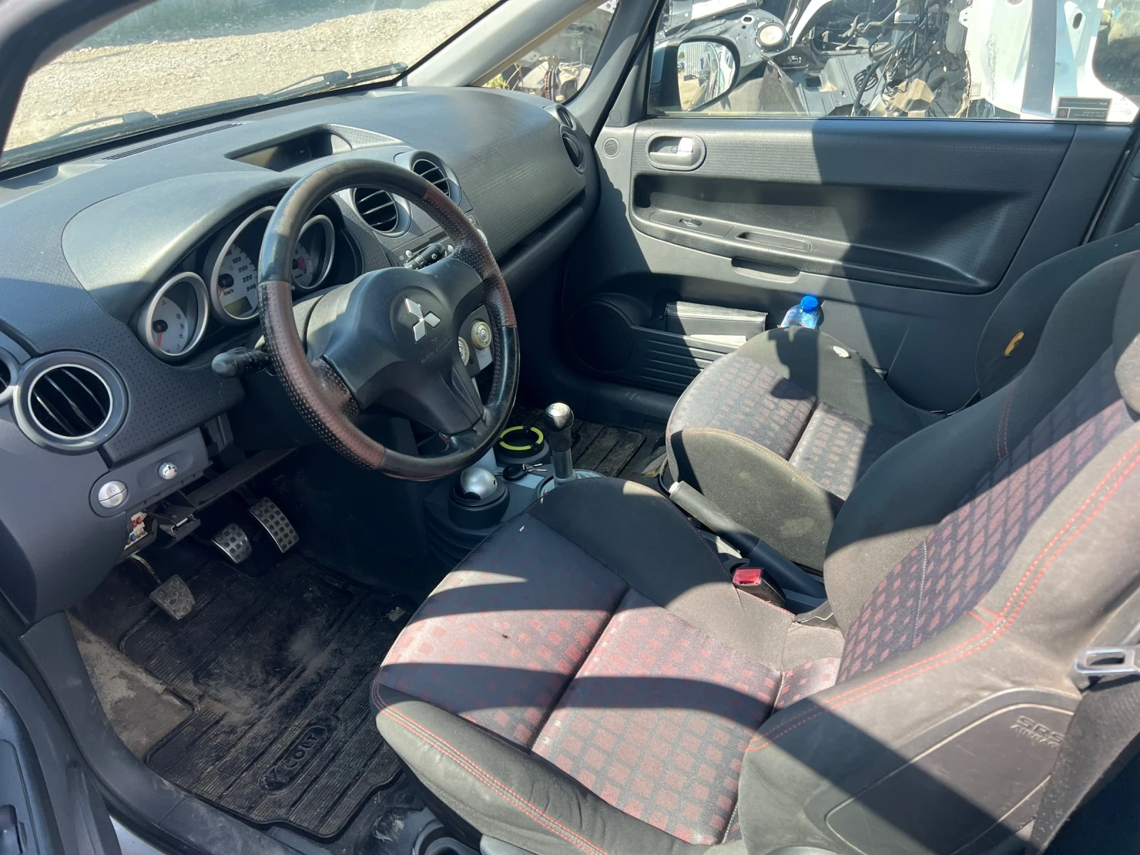 Mitsubishi Colt 1.5T  - изображение 7