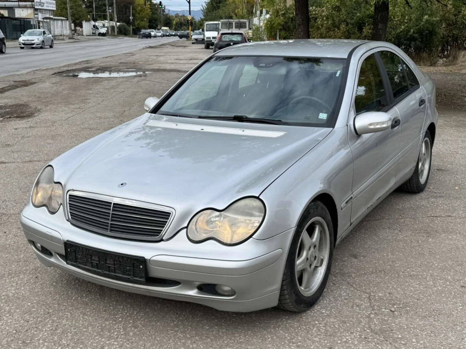 Mercedes-Benz C 220  - изображение 2