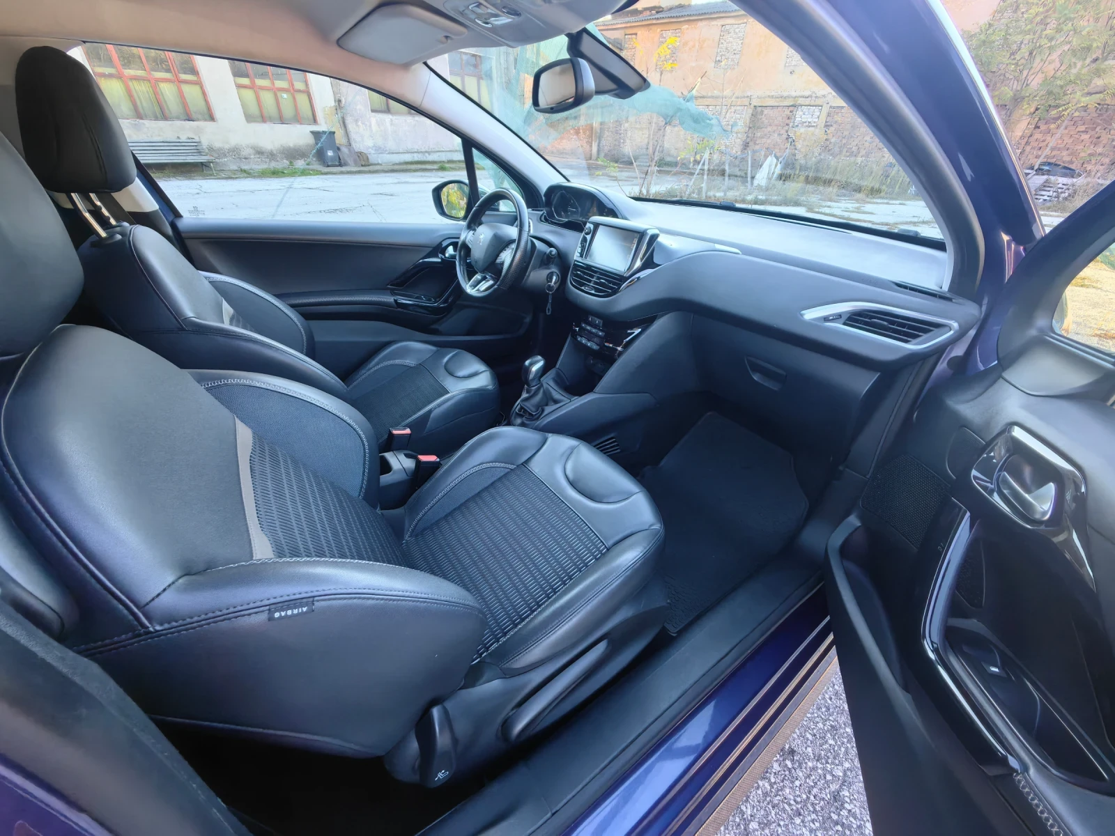 Peugeot 208 1.4  95 ,  5, ,   | Mobile.bg   14