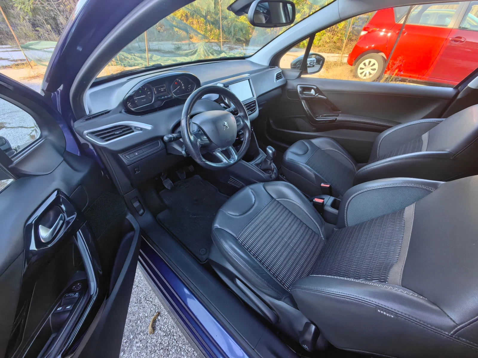 Peugeot 208 1.4  95 ,  5, ,   | Mobile.bg   12