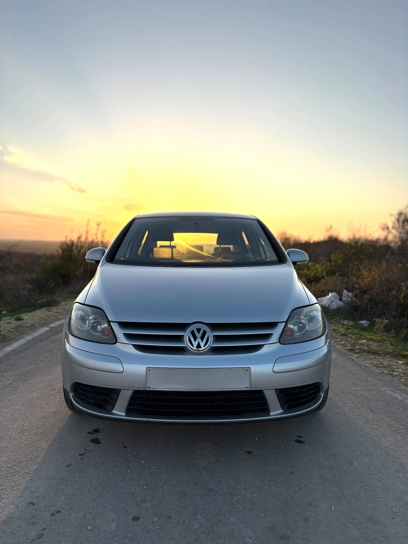 VW Golf Plus 1.9TDI 105КС Spring Edition - изображение 2