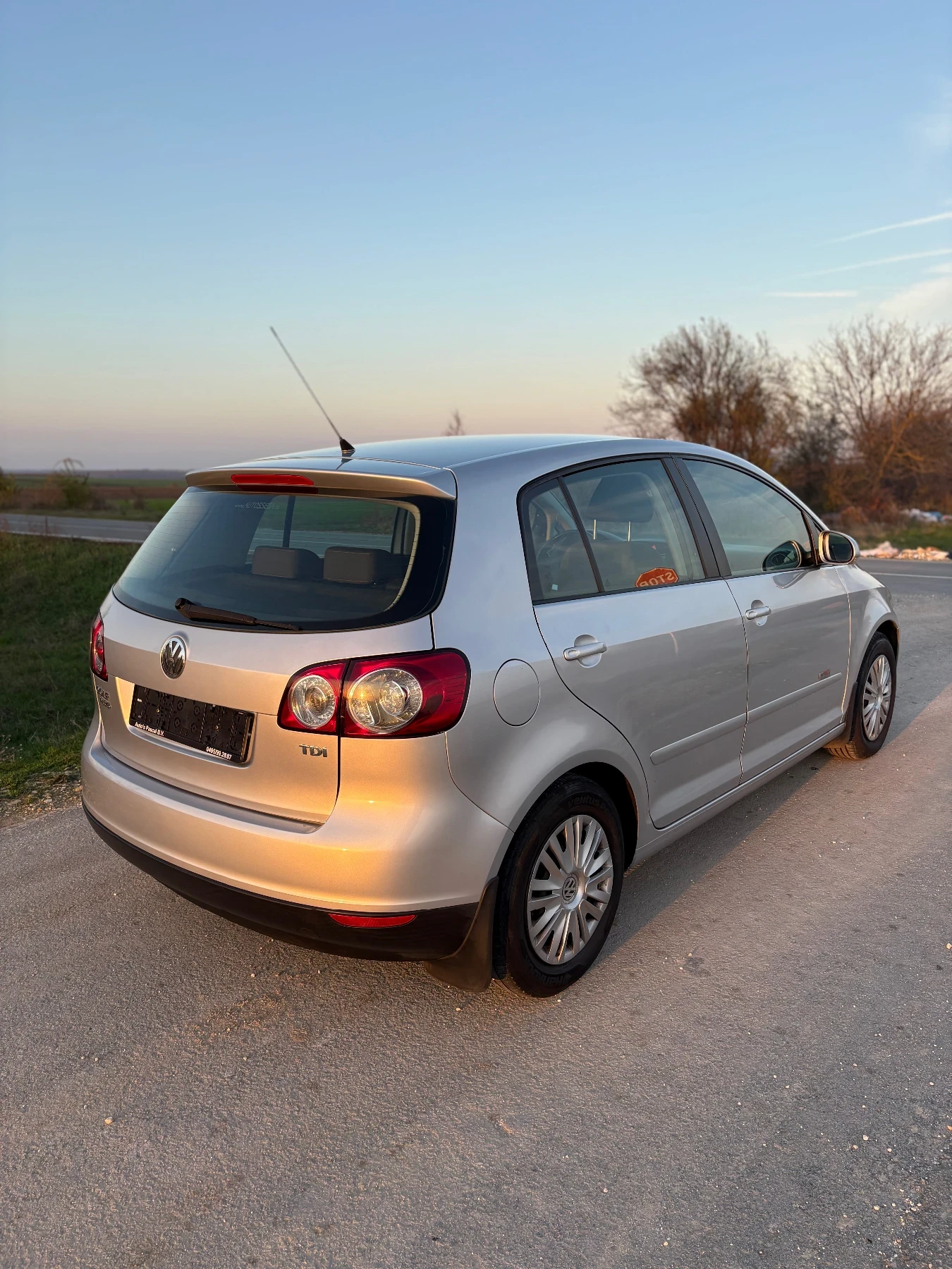 VW Golf Plus 1.9TDI 105КС Spring Edition - изображение 5