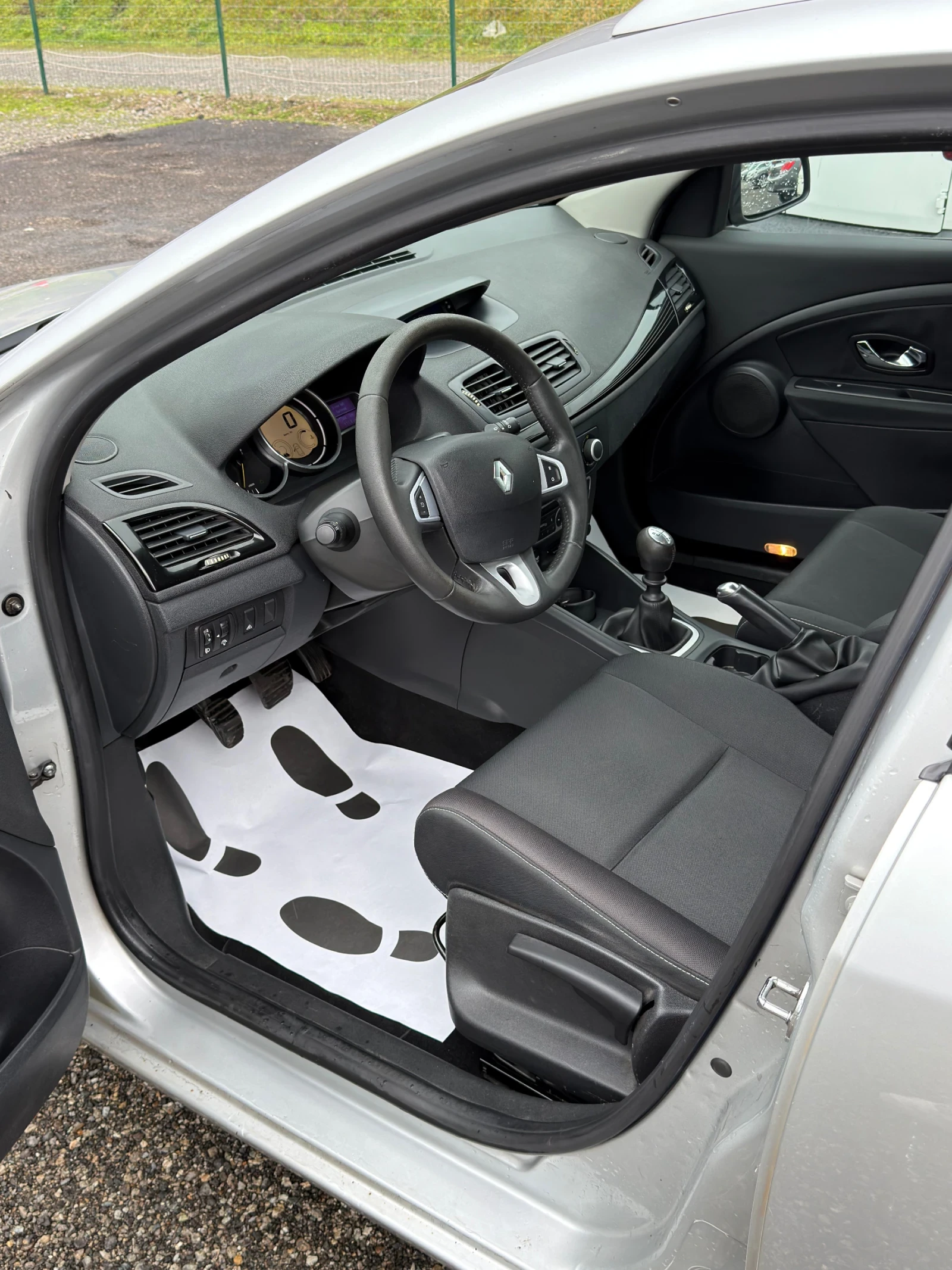 Renault Megane 1.5 dCI ����� ���� | Mobile.bg � ����������� 7