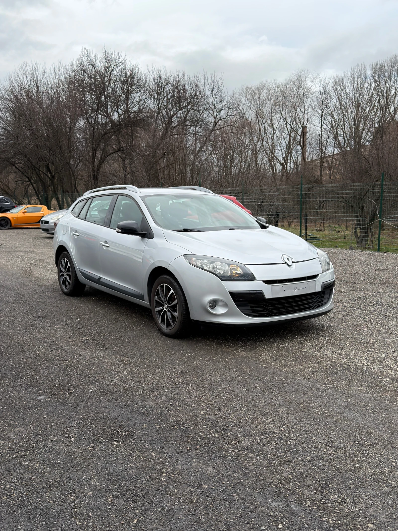 Renault Megane 1.5 dCI ����� ���� | Mobile.bg � ����������� 3