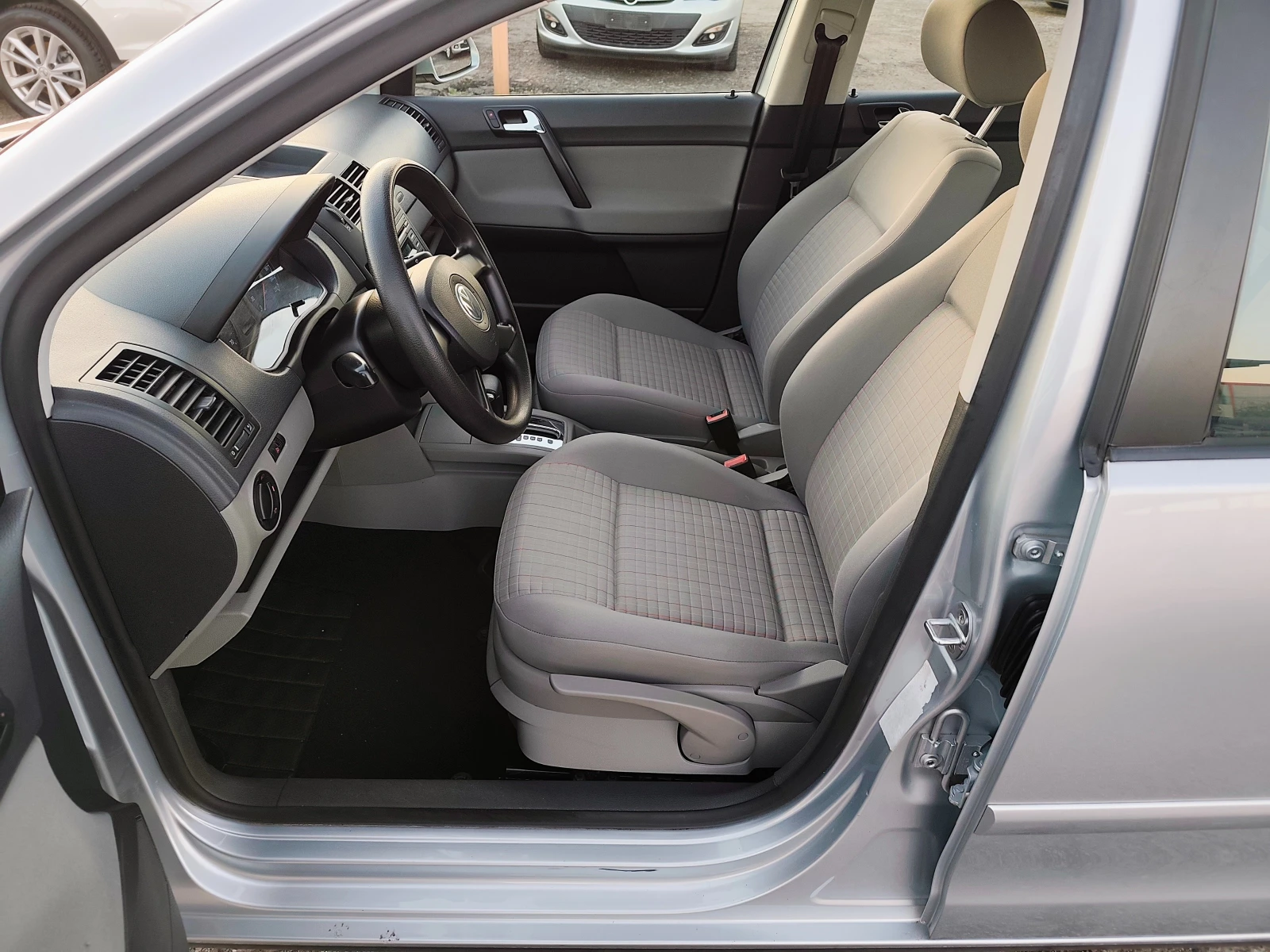 VW Polo 1.4i ��������� �� 116000��. | Mobile.bg � ����������� 9