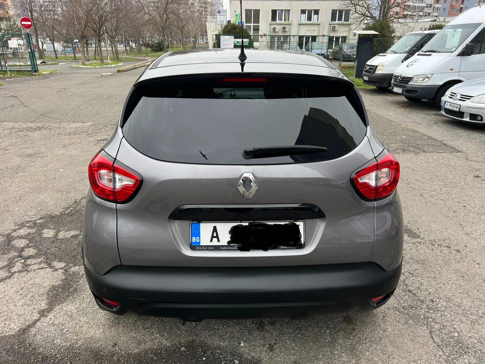 Renault Captur 1.2TCe Keyless Go Navi Kamera - изображение 6