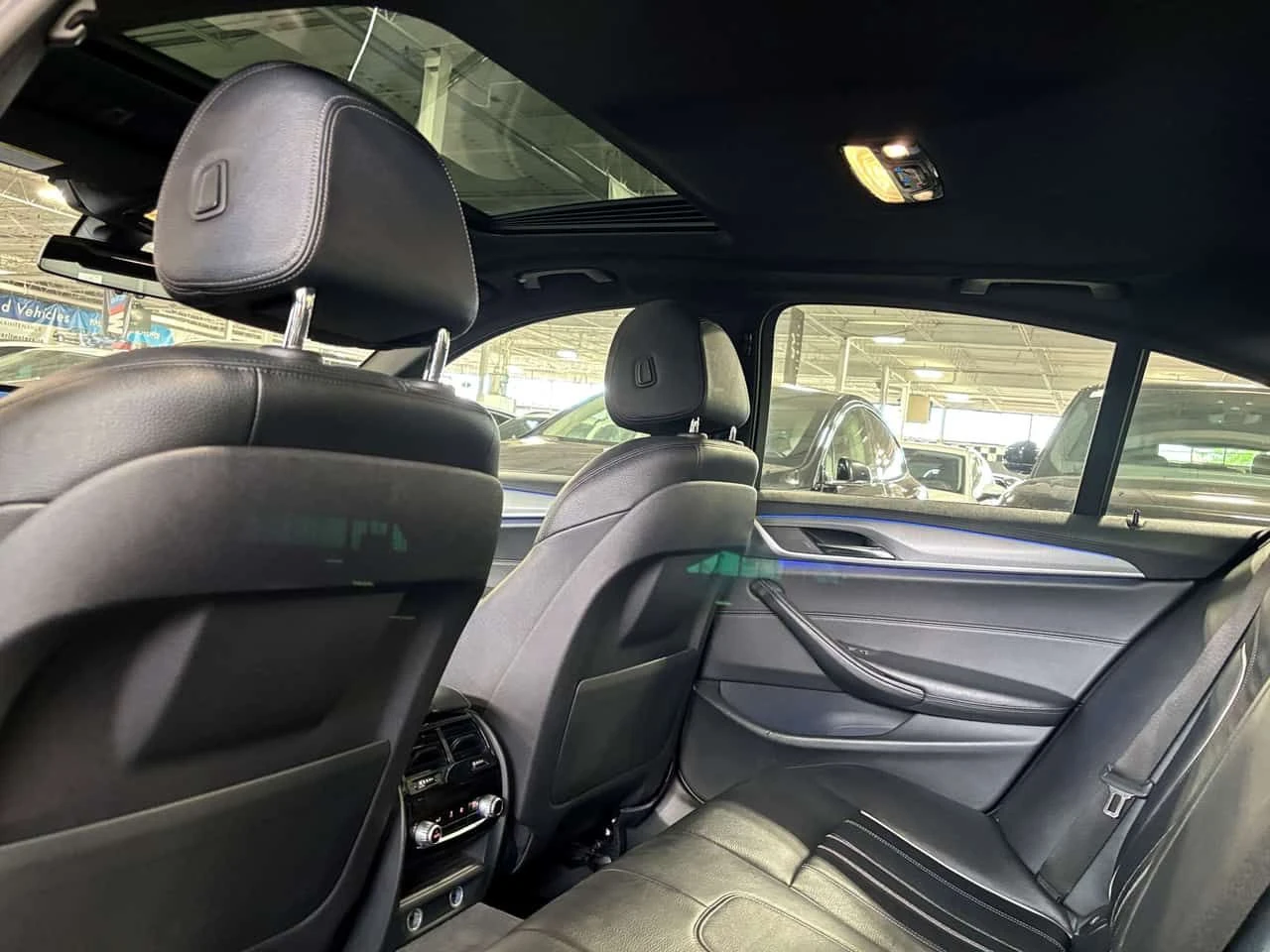 BMW 540 * xDrive * CARFAX * ЦЕНА ДО БГ, снимка 8 - Автомобили и джипове - 53951245