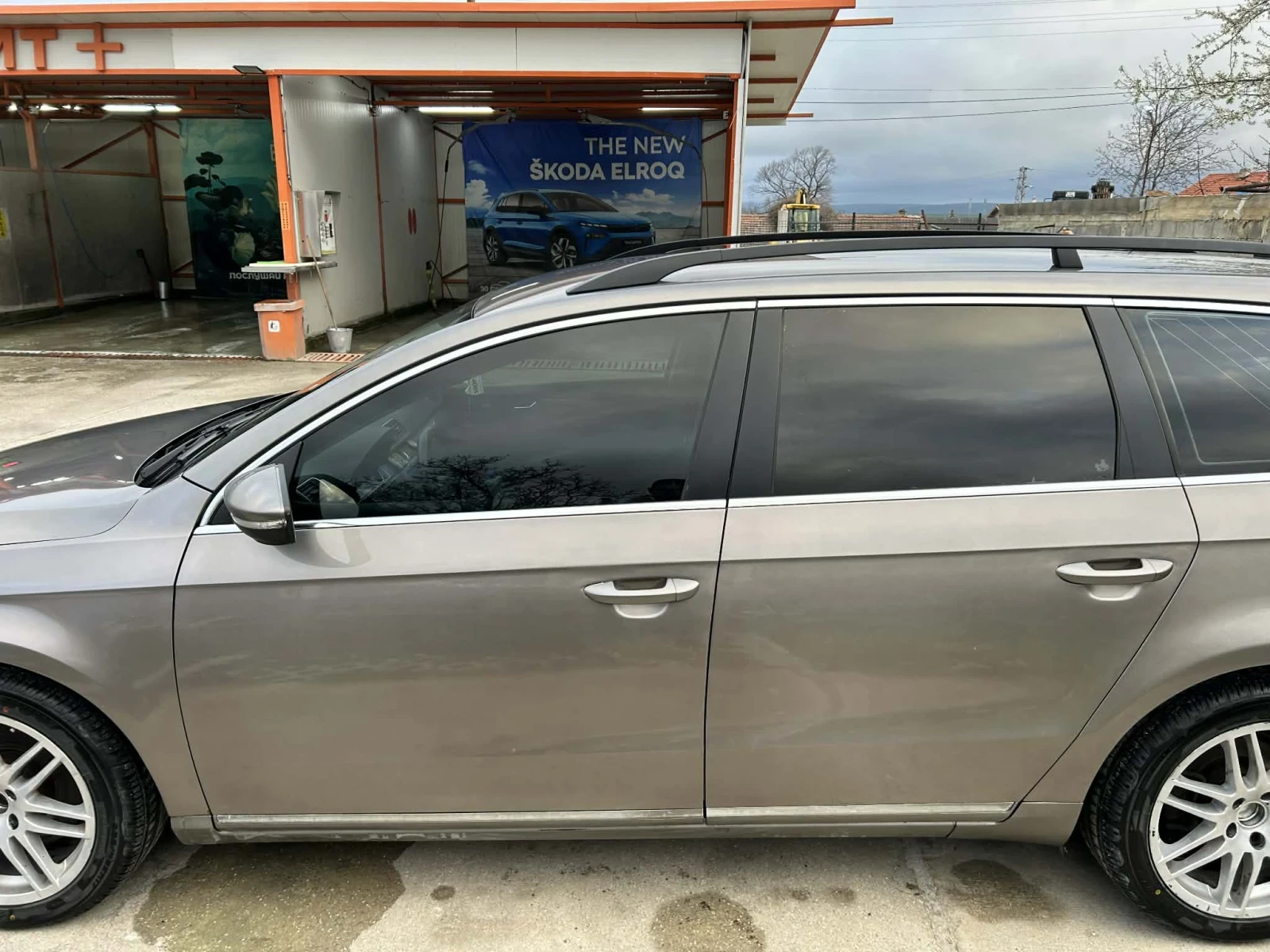 VW Passat 2.0TDI highline, снимка 6 - Автомобили и джипове - 54011185