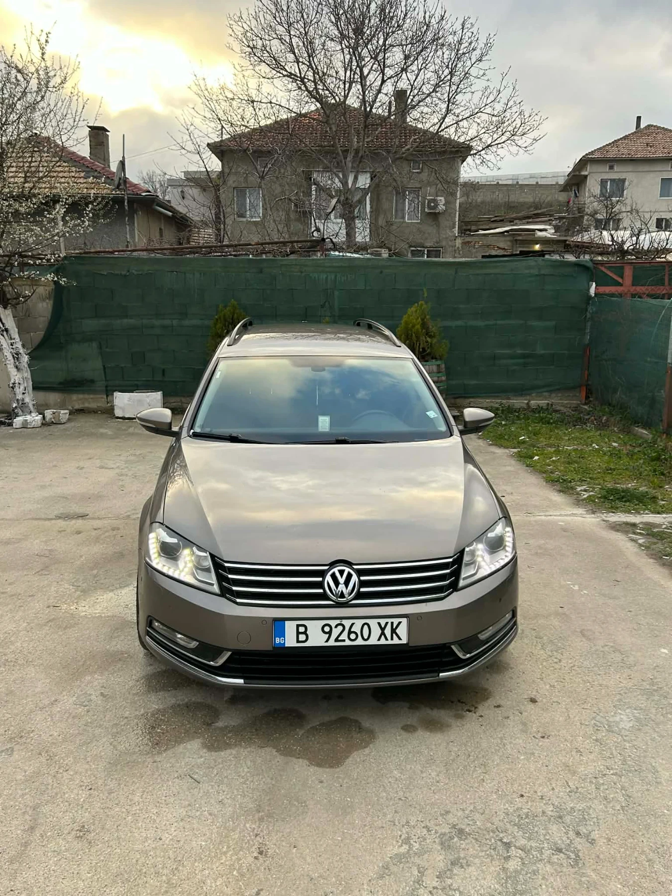 VW Passat 2.0TDI highline, снимка 3 - Автомобили и джипове - 54011185