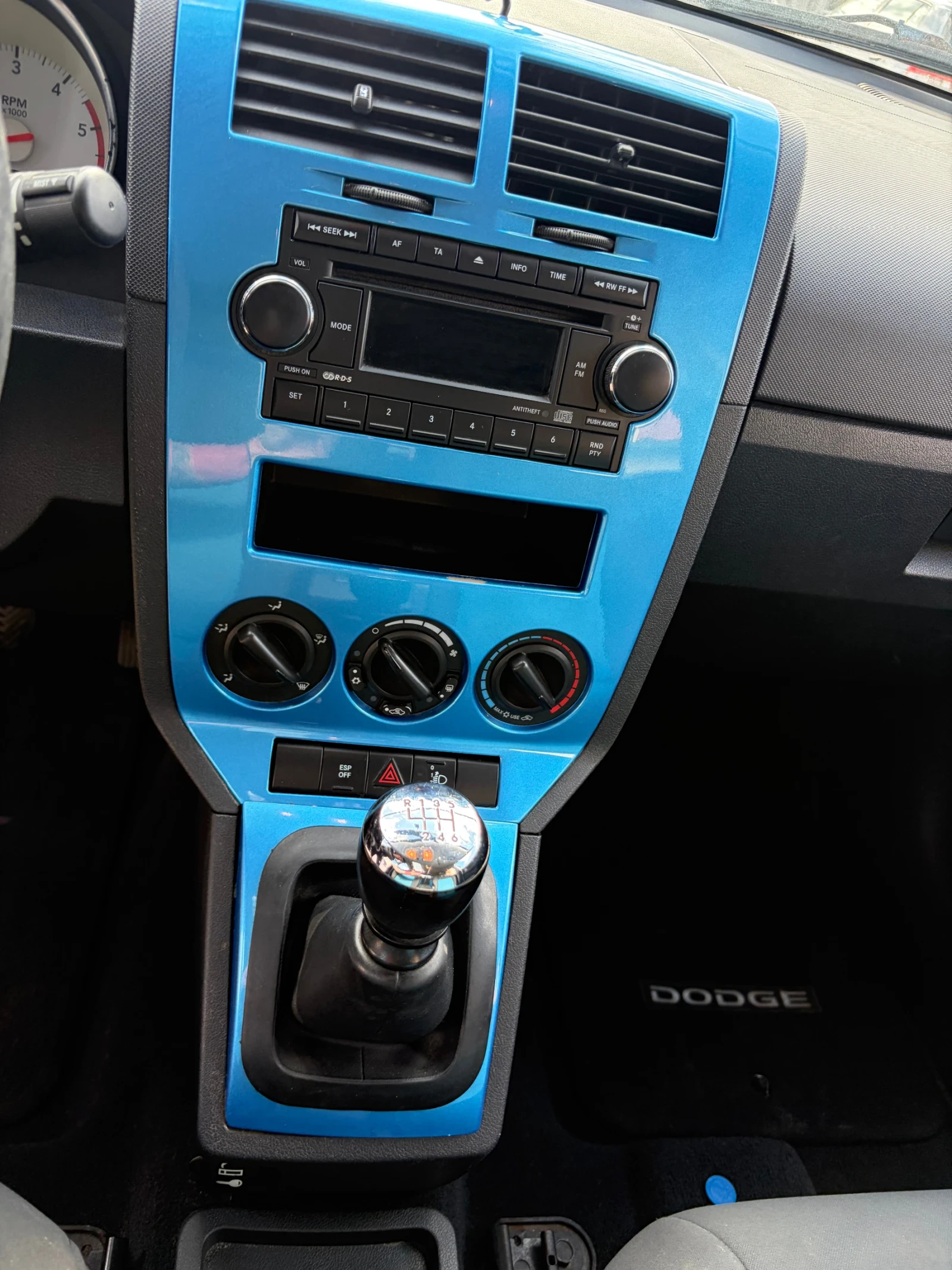 Dodge Caliber, снимка 10 - Автомобили и джипове - 54316421