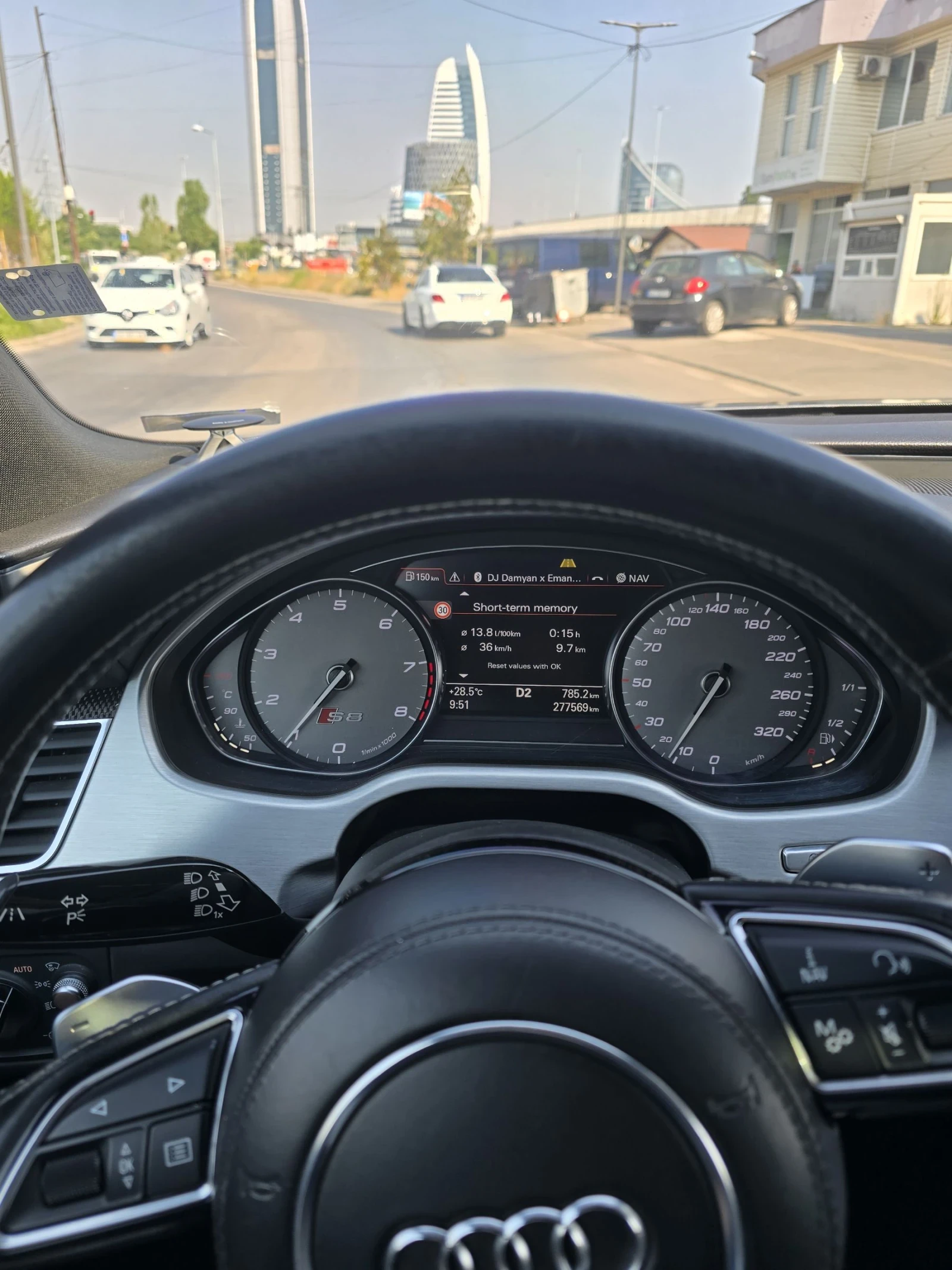 Audi S8 Plus, снимка 9 - Автомобили и джипове - 54360428