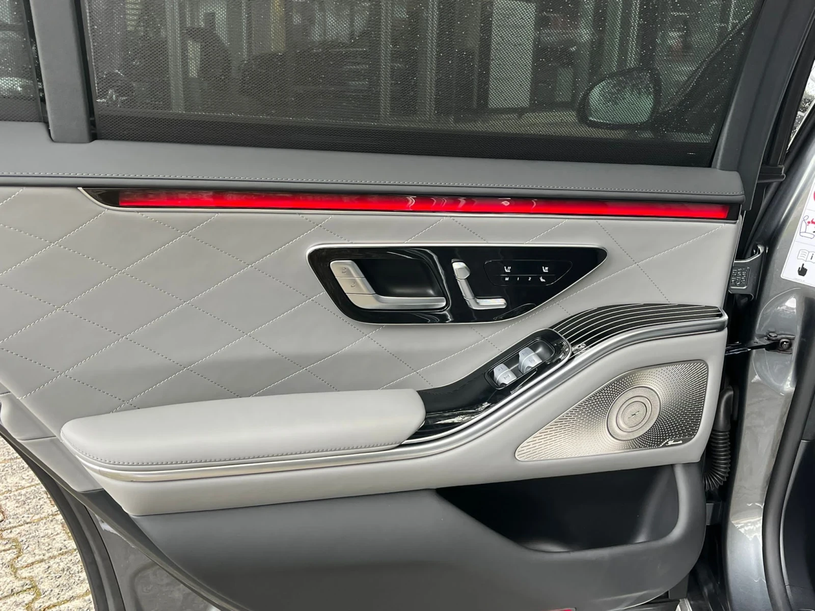 Mercedes-Benz S 400 AMG 4matic, снимка 5 - Автомобили и джипове - 54679565