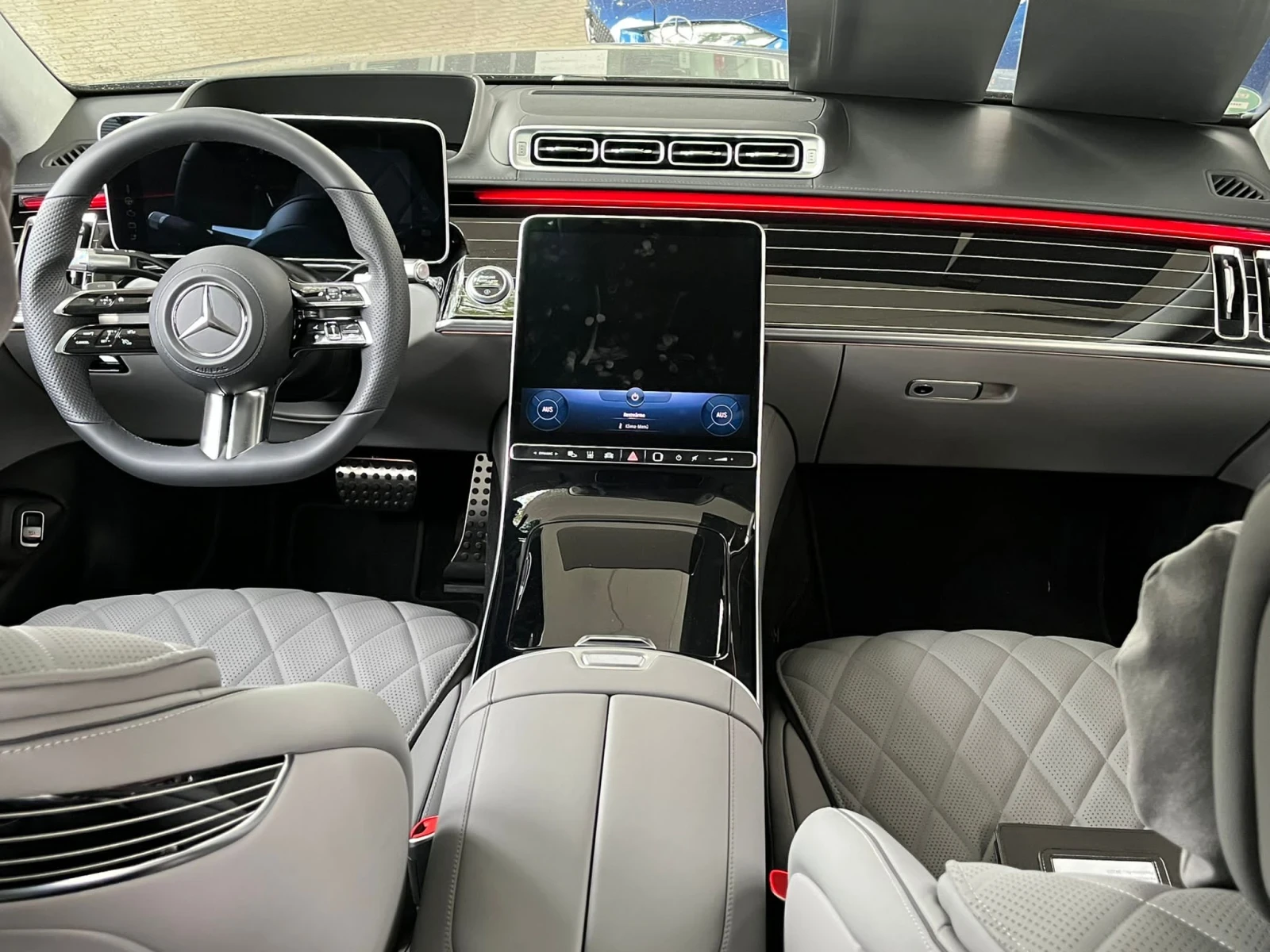 Mercedes-Benz S 400 AMG 4matic, снимка 3 - Автомобили и джипове - 54679565