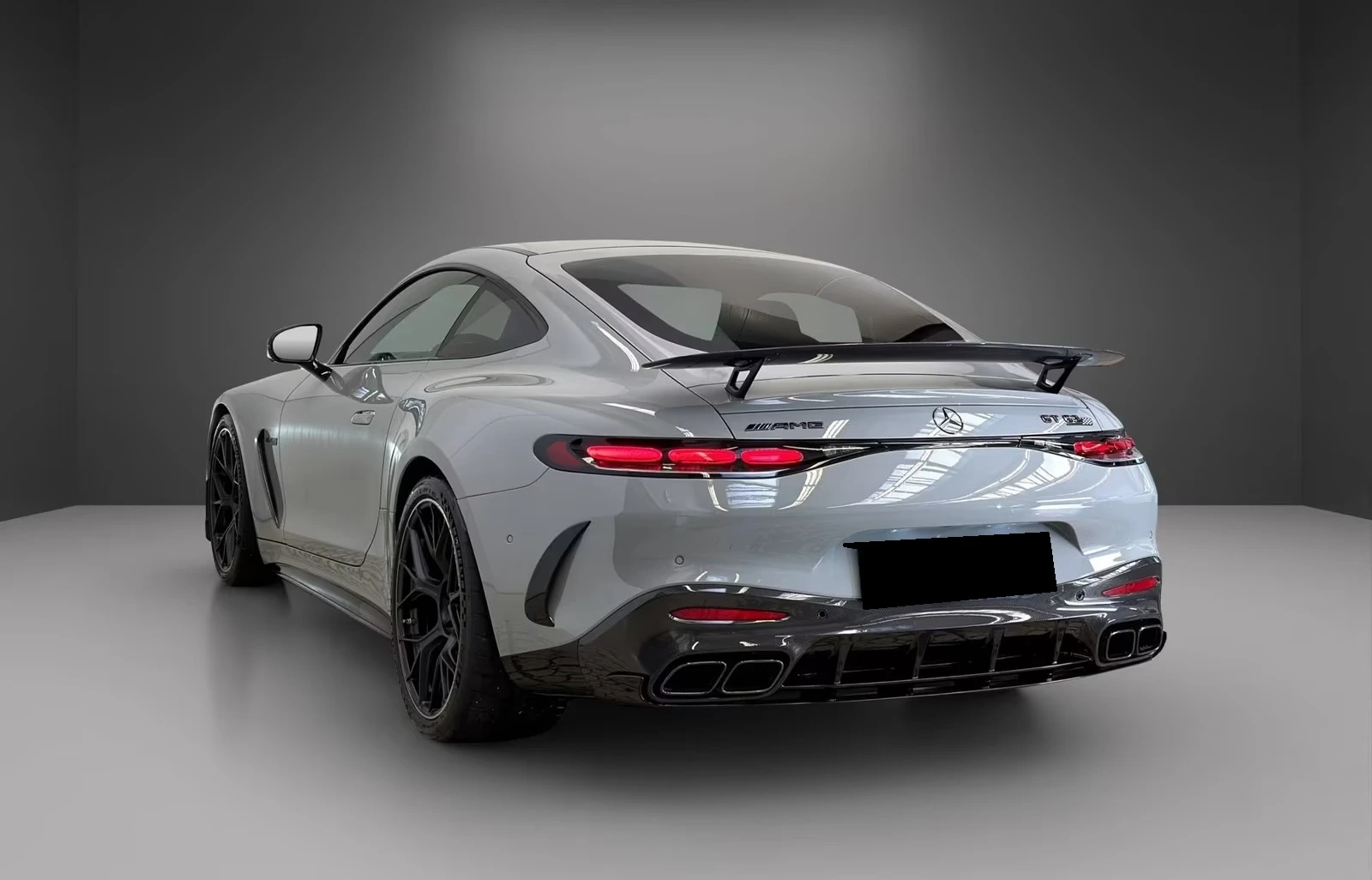 Mercedes-Benz AMG GT 63 PRO / COUPE / 4-MATIC+ / CARBON / NIGHT / BURM , снимка 5 - Автомобили и джипове - 54817679