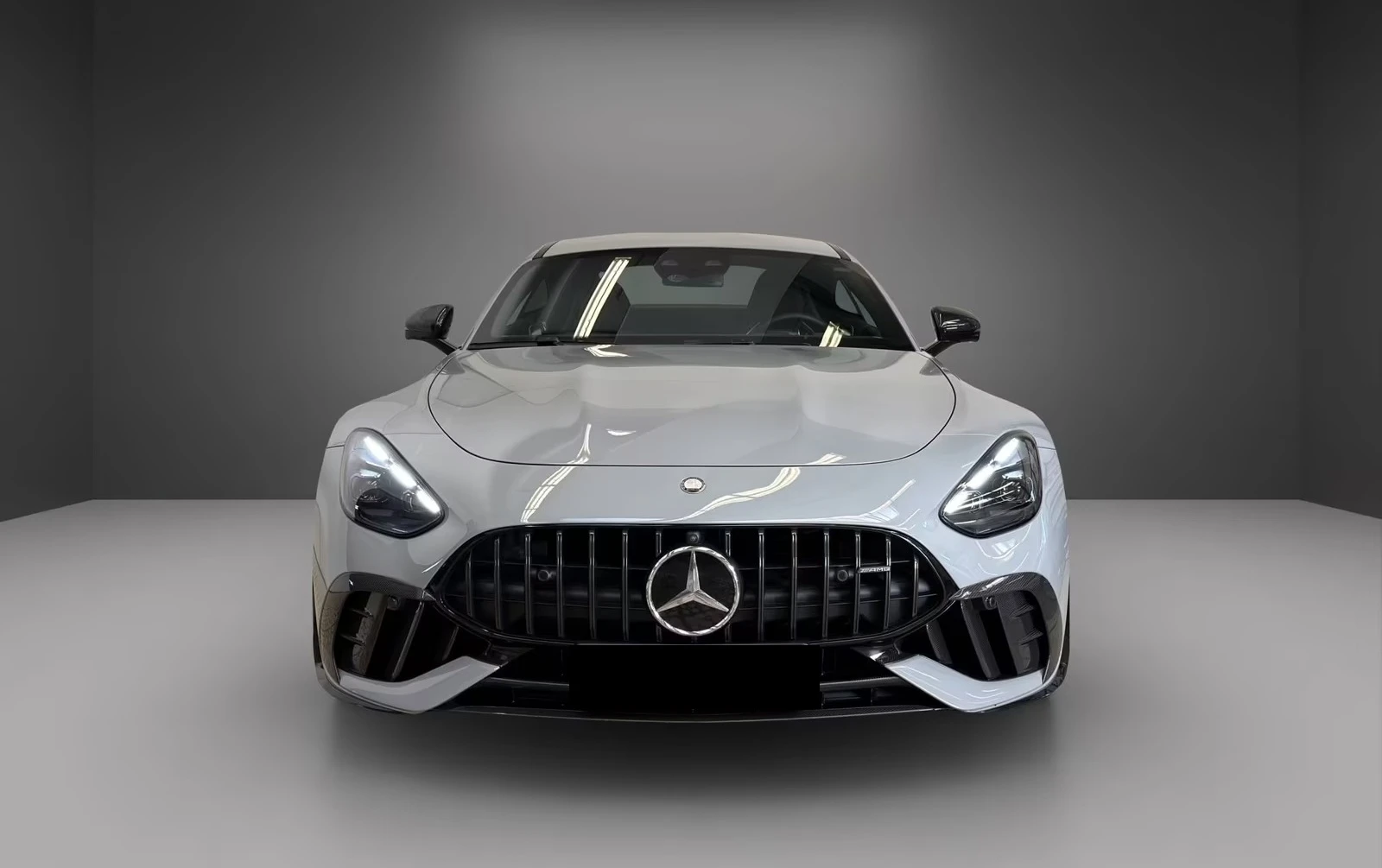 Mercedes-Benz AMG GT 63 PRO / COUPE / 4-MATIC+ / CARBON / NIGHT / BURM , снимка 2 - Автомобили и джипове - 54817679