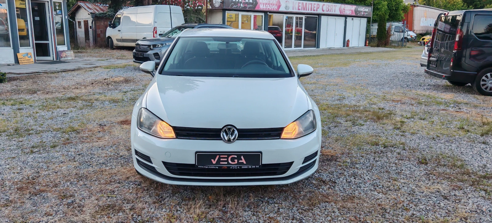 VW Golf 1.2 TSI E5B, снимка 2 - Автомобили и джипове - 54975905