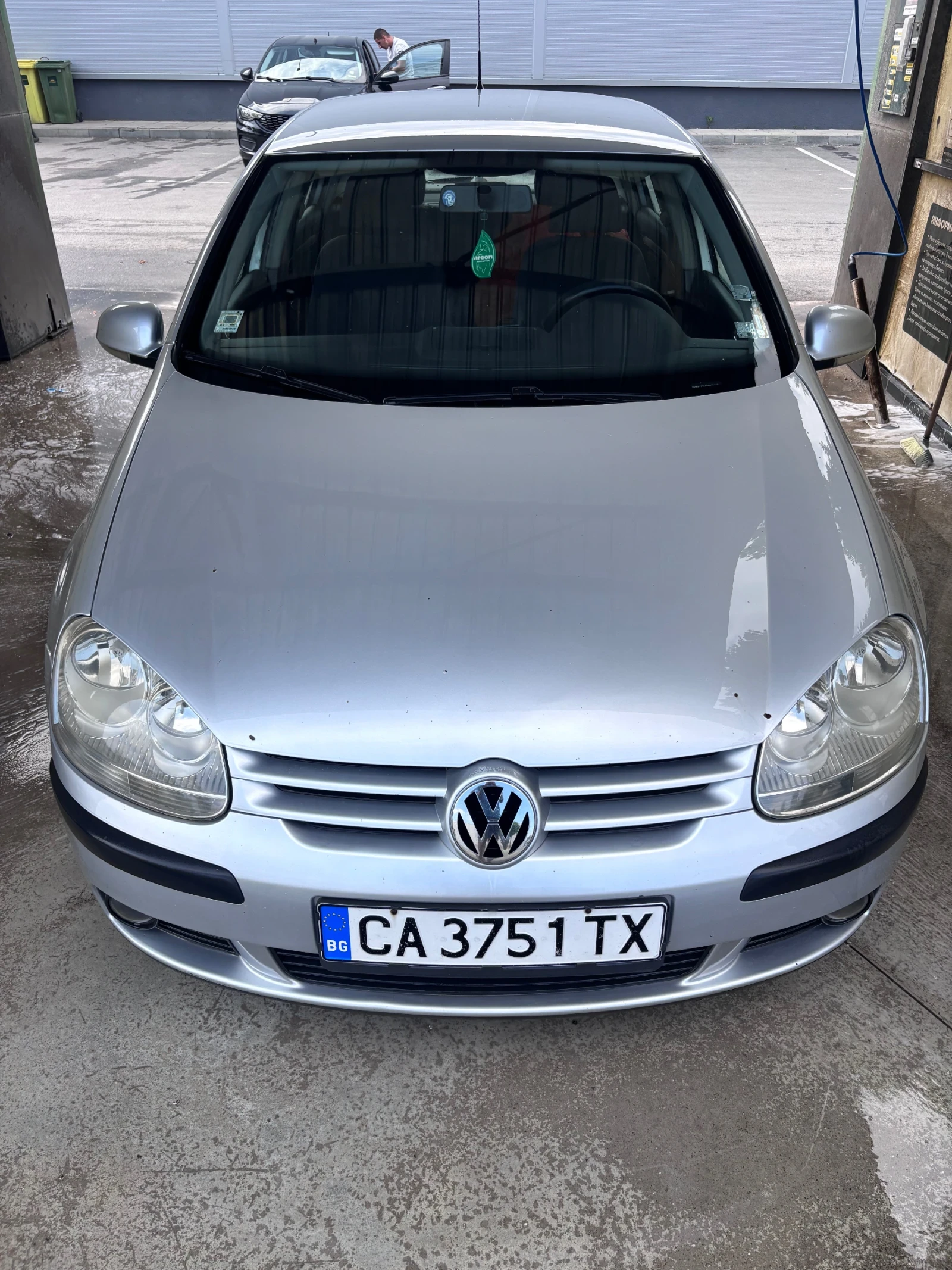 VW Golf 1.9 TDI 105 к.с., снимка 2 - Автомобили и джипове - 55069083