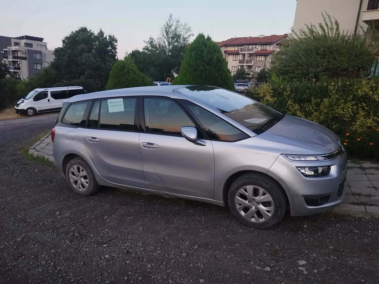Citroen C4 Picasso, снимка 3 - Автомобили и джипове - 55494194