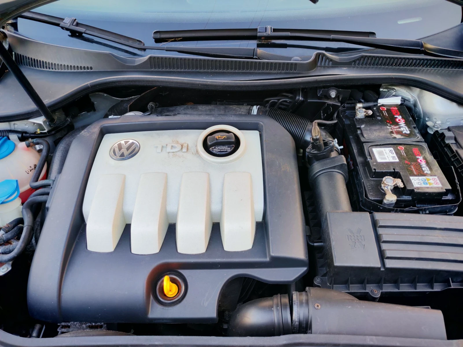 VW Golf 1.9TDI(BKC)(105)* КЛИМАТРОНИК* НОВ ВНОС* , снимка 17 - Автомобили и джипове - 55598657
