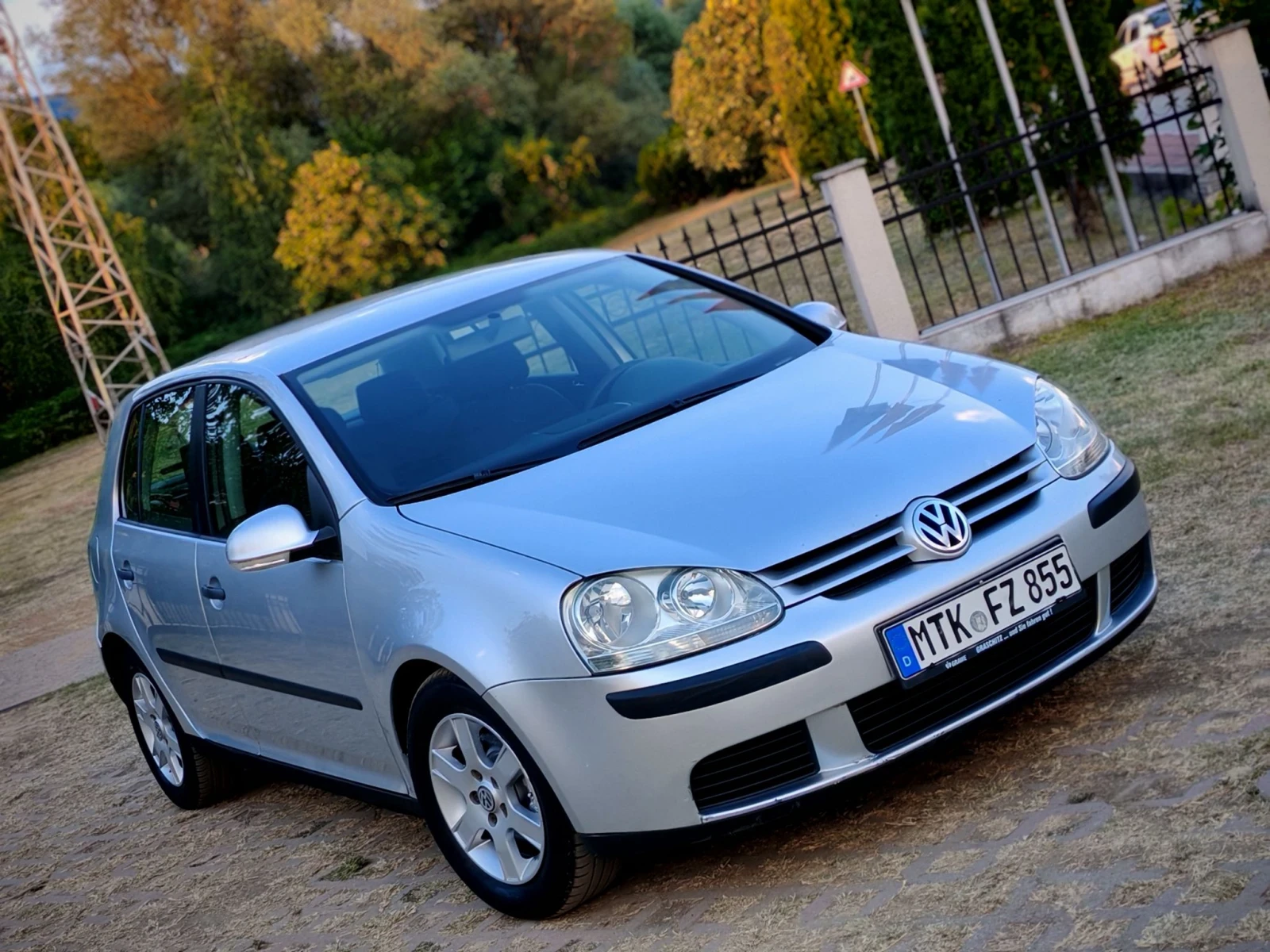 VW Golf 1.9TDI(BKC)(105)* КЛИМАТРОНИК* НОВ ВНОС* , снимка 11 - Автомобили и джипове - 55598657