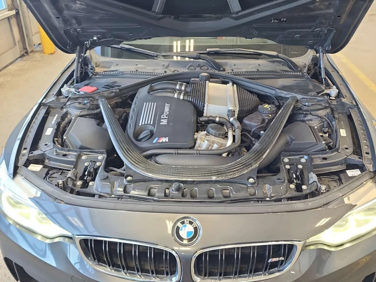 BMW M4 * COUPE* АВТОКРЕДИТ БЕЗ ПЪРВОНАЧАЛНА ВНОСКА* , снимка 17 - Автомобили и джипове - 55767276