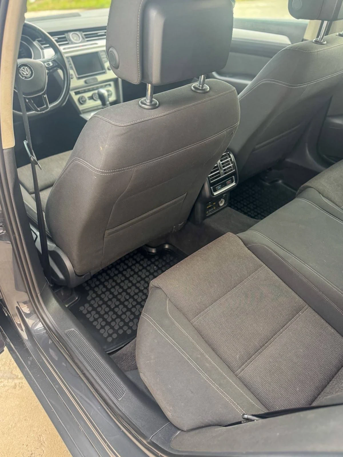 VW Passat 2000 TDI, снимка 10 - Автомобили и джипове - 56126383