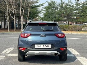 Kia Stonic Diesel 1.6 Trendy * НАЙ-ДОБРА ЦЕНА В БЪЛГАРИЯ* , снимка 4