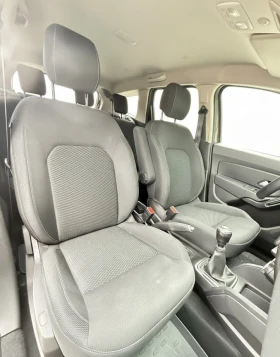 Dacia Duster Laureate 4x2 LPG - 25800 лв. / 13191.33 € - 86896686 6