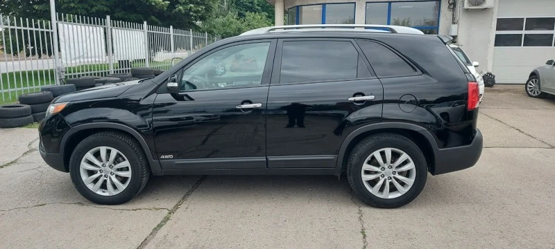 Kia Sorento 2.2CRDI, снимка 12 - Автомобили и джипове - 45862041